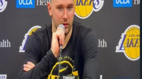 伯恩茅斯对阵狼队英超前瞻：伤病情况好转，两名后卫回归赛场！